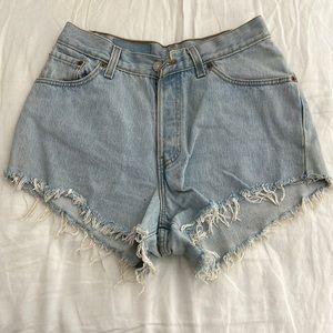 Amazing vintage size 26 cutoff Levi’s shorts light blue wash